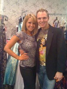 Kayne Gillaspie, known as Johnathan Kayne from 'Project Runway' (top 5 designer from season 3), will be designing DeVore's gown.